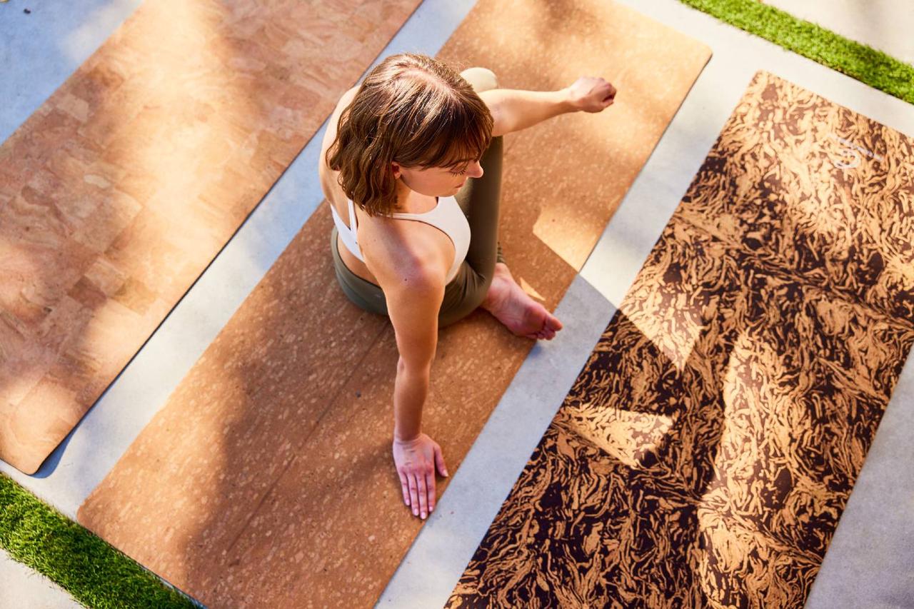 Yoga Mat vs Yoga Rug: Which is Better to Buy? - Corkcollective
